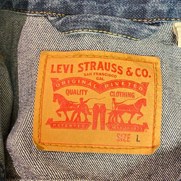 Levi Strauss & Co jean jacket - Picture 7 of 7